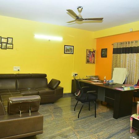 Sai Sadhan Residency Chittoor Buitenkant foto